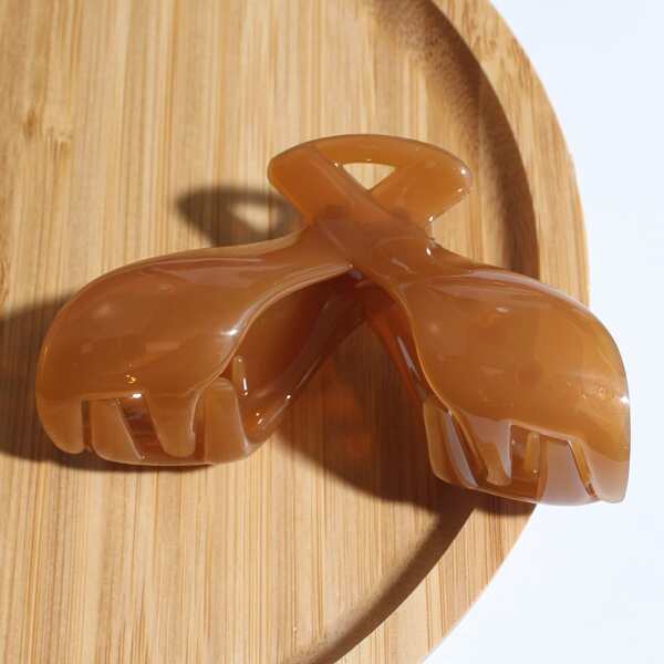 

Large Hair Claw, Khaki