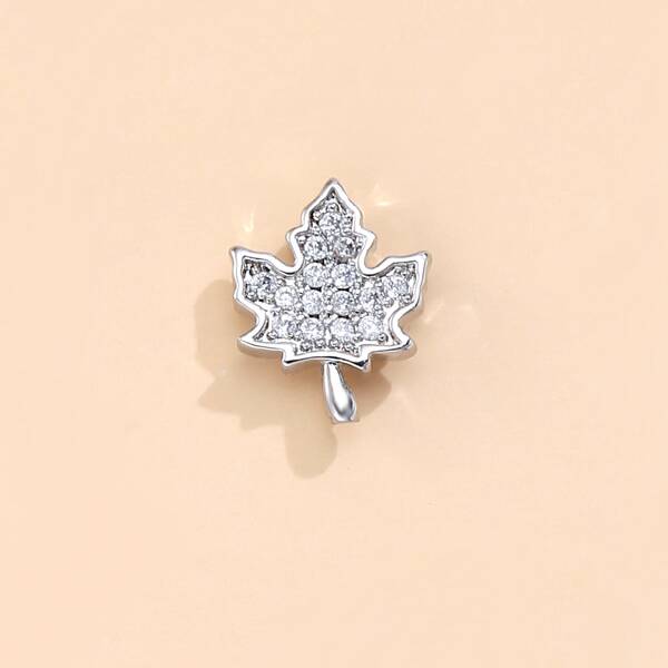 

1pc Maple Leaf Decor Stud Earring, Silver