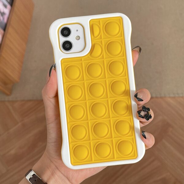 

Push Pop Bubble Fidget Phone Case, Multicolor
