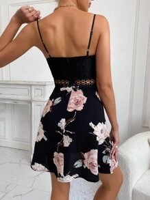 SHEIN VCAY Floral Print Guipure Lace Insert Cami Dress - Multicolor - View 2