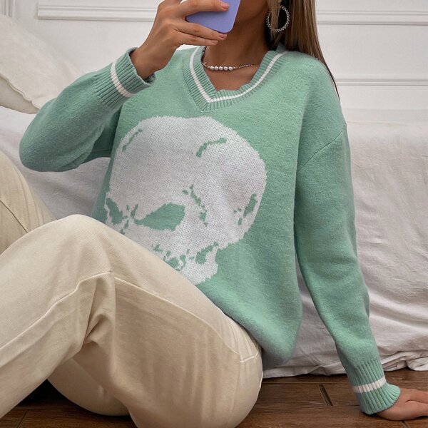 

Skull Pattern Contrast Binding V Neck Sweater, Green