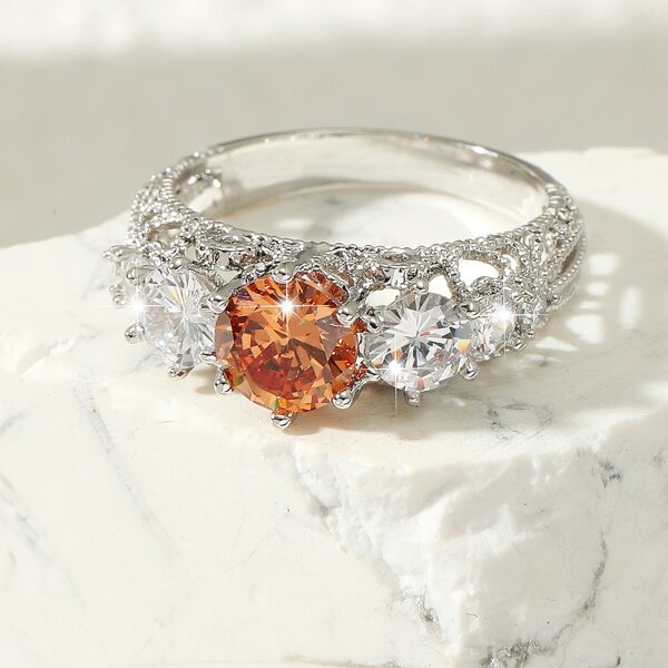 

Zircon Decor Ring, Silver