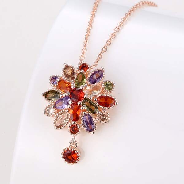 

Flower Design Pendant Necklace, Multicolor