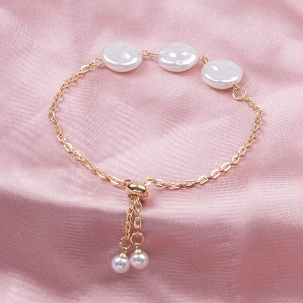 

Faux Pearl Decor Bracelet, White