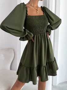 SHEIN LUNE Vestido de cuello cuadrado con corpiño con fruncido de manga con volante bajo con fruncido - Verde militar - Ver 3