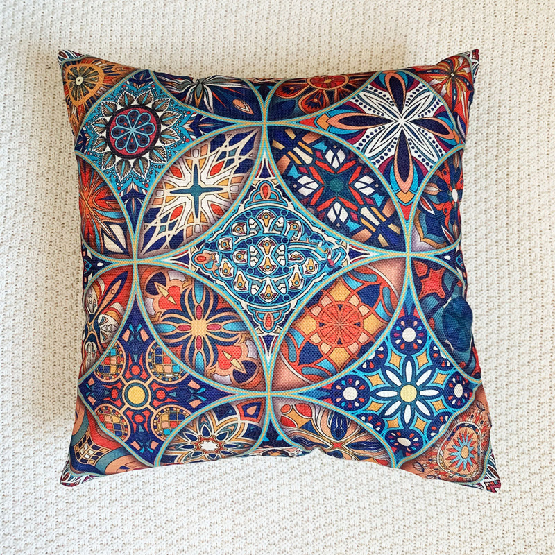 

Graphic Print Cushion Cover Without Filler, Multicolor