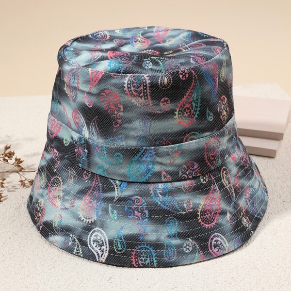

Paisley Print Bucket Hat, Multicolor
