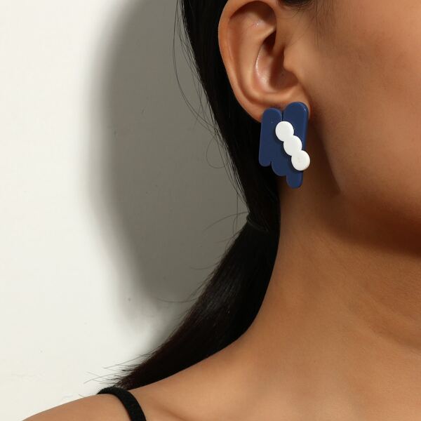 

Acrylic Irregular Earrings, Blue