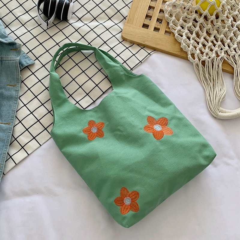 

Floral Embroidery Tote Bag, Green