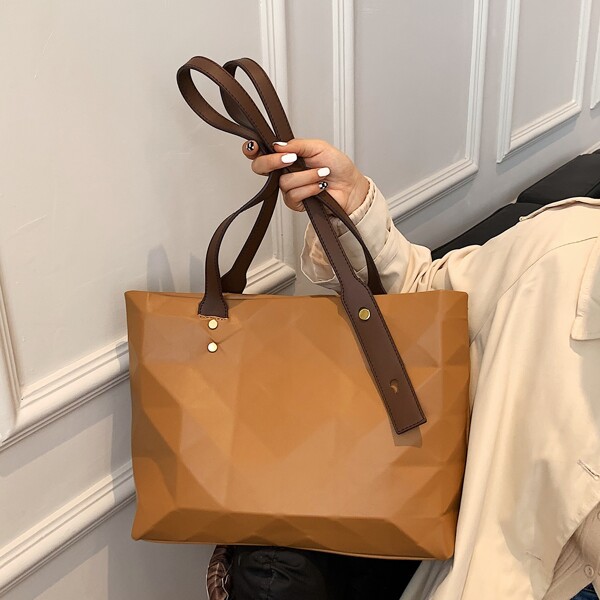 

Geometric Pattern Shoulder Tote Bag, Brown