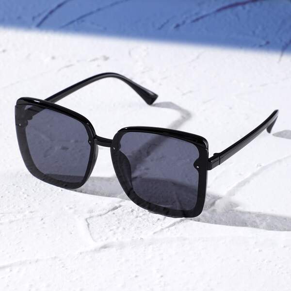 

Square Frame Sunglasses