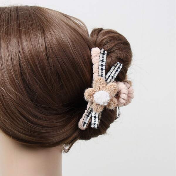 

Flower Decor Hair Claw, Khaki