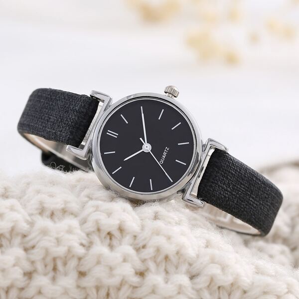 

Round Pointer Quartz Watch