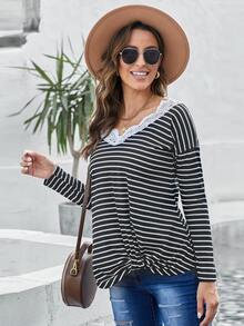 SHEIN LUNE Striped Guipure Lace Trim Drop Shoulder Tee - Black and White - View 4