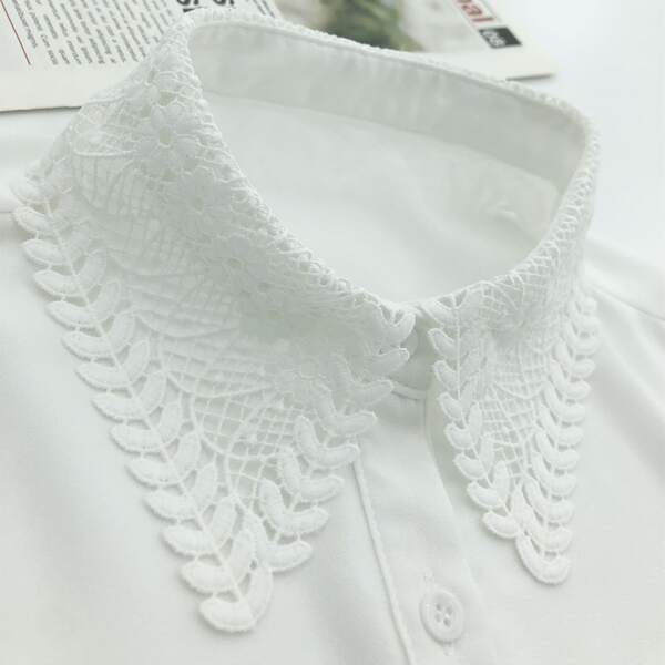 

Flower Embroidered Dickey Collar, White