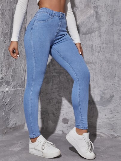 Jeans mit hoher Taille