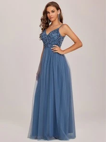 EVERPRETTY Sequins Embroidery Pattern Mesh Bridesmaid Dress - Dusty Blue - View 3