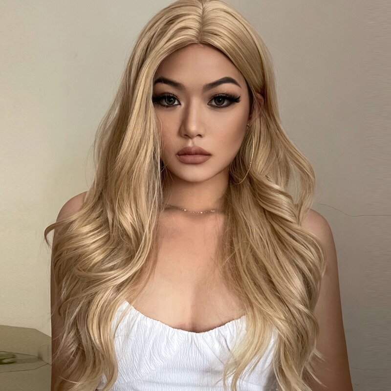 

Lace Front Long Curly Synthetic Wig, Gold