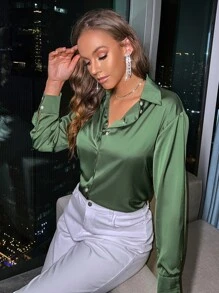SHEIN Privé Camisa de satén con botón - Verde militar - Ver 3