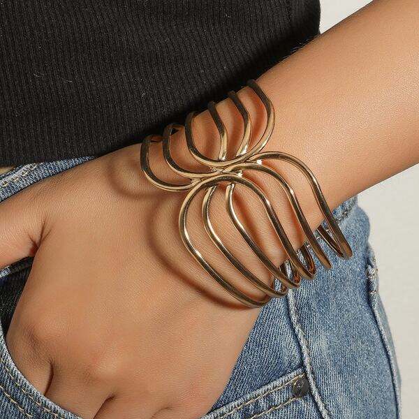 

Solid Metal Bangle, Gold