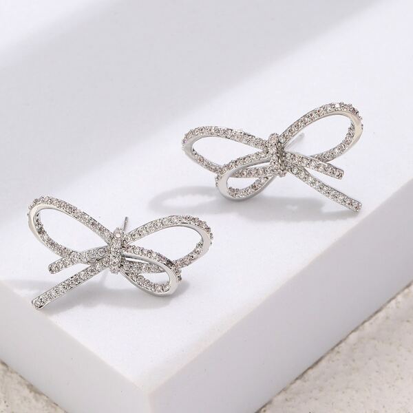 

16K Gold Plated Bow Decor Stud Earrings, Silver
