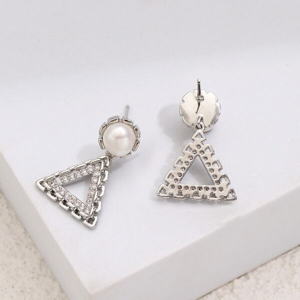 

16K Gold Plated Triangle Design Earrings, Silver