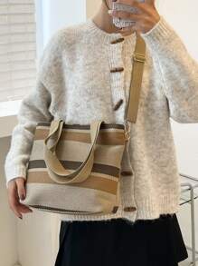 Túi đeo vai họa tiết sọc Colorblock - Màu Khaki - Xem 3