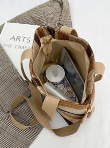 Túi đeo vai họa tiết sọc Colorblock - Màu Khaki - Xem 5