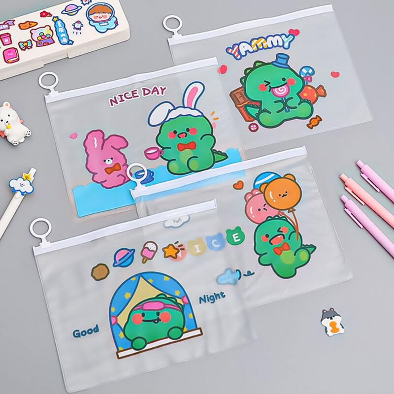 

1pc Cartoon Graphic Random Pencil Bag, Multicolor