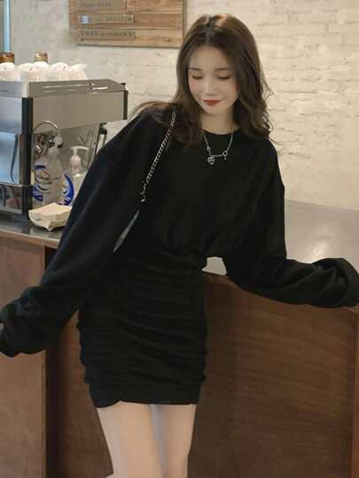 Women's Casual Fabric Mini Bodycon Dress, Ruffle Detail, Long Sleeve Round Neck Pencil Black Elegant