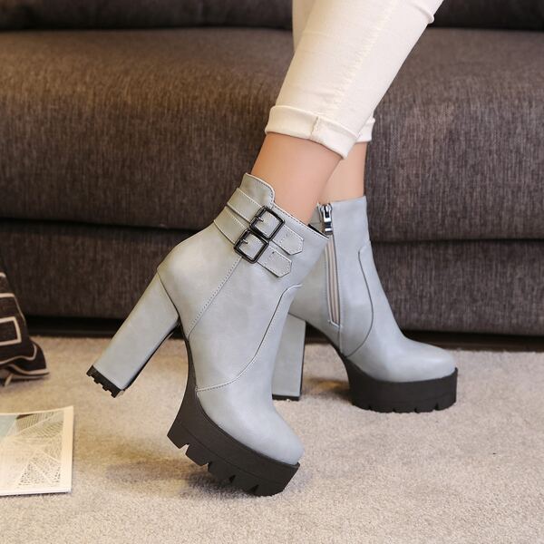 

Buckle Decor Platform Chunky Boots, Grey