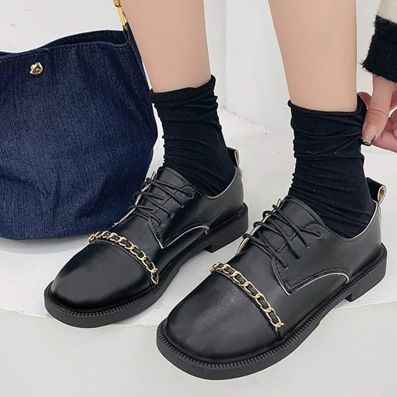 

Chain Decor Lace Up Front Oxfords, Black