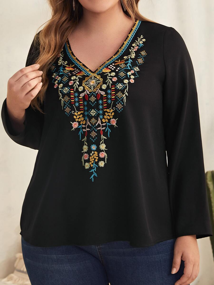 EMERY ROSE Plus Floral Embroidery V Neck Blouse - Black - View 1