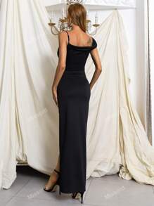 Missord Robe asymétrique fendue