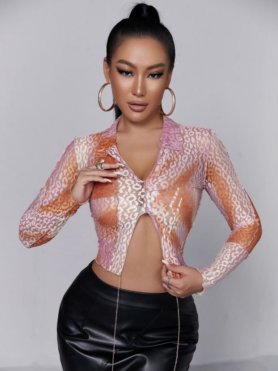 SHEIN SXY V領豹紋蕾絲短款上衣 - 彩色 - 查看 1