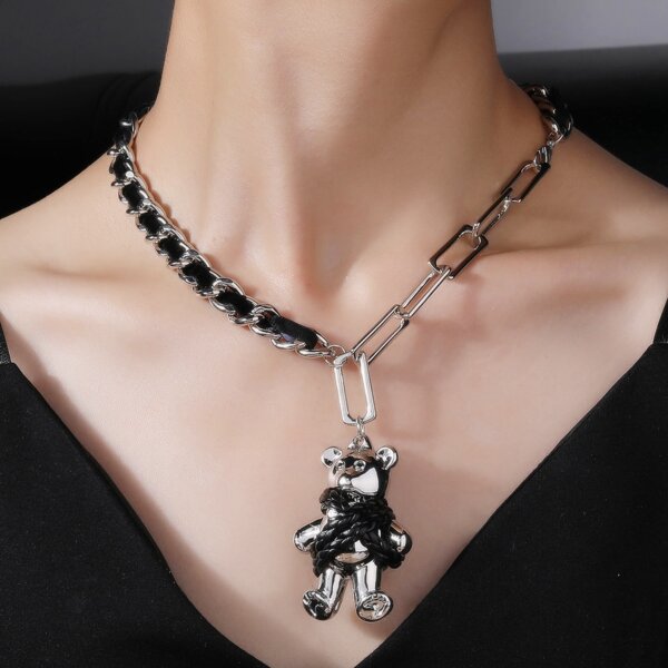 

Cartoon Bear Pendant Chain Necklace, Silver