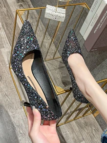 Zapatos de tacón con lentejuelas de punta - Negro - Ver 2