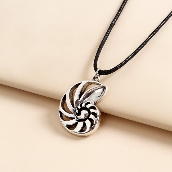 

Conch Pendant Necklace, Multicolor