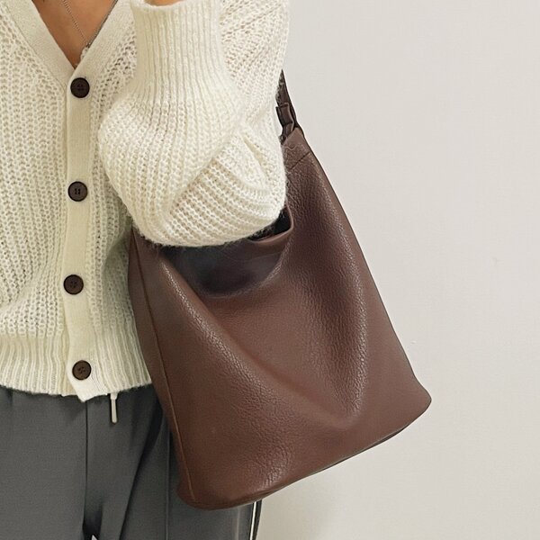 

Minimalist Shoulder Bag, Brown