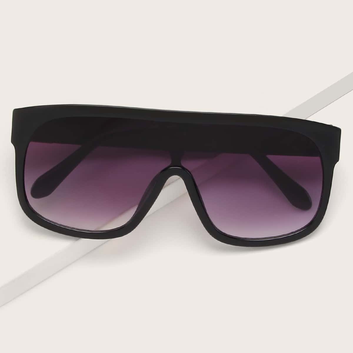 

Flat Top Frame Sunglasses
