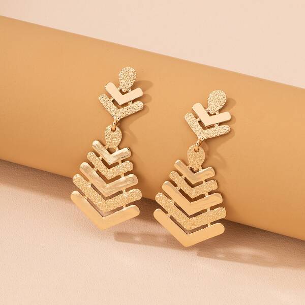 

Arrow Design Drop Earrings, Gold
