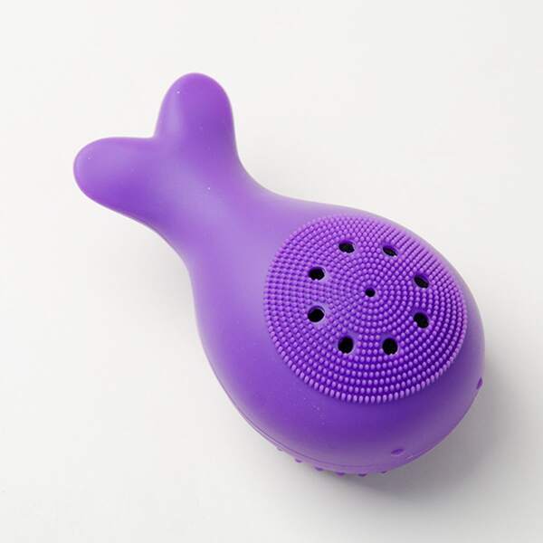 

Whale Shaped Face Cleansing Brush, Purple