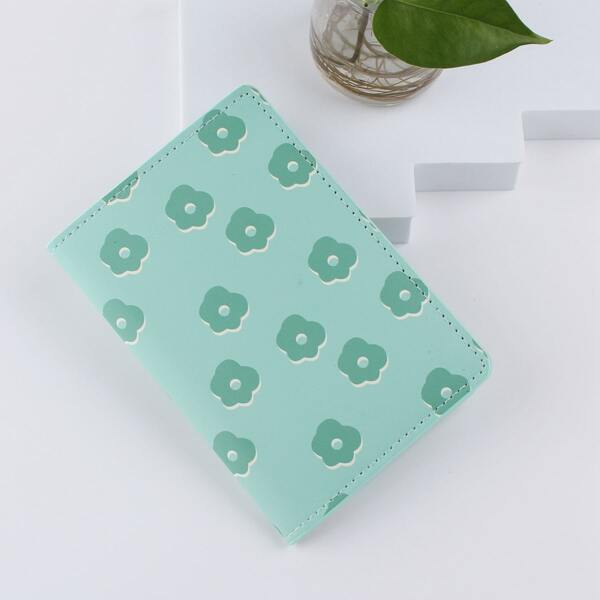

Allover Flower Graphic Passport Case, Green