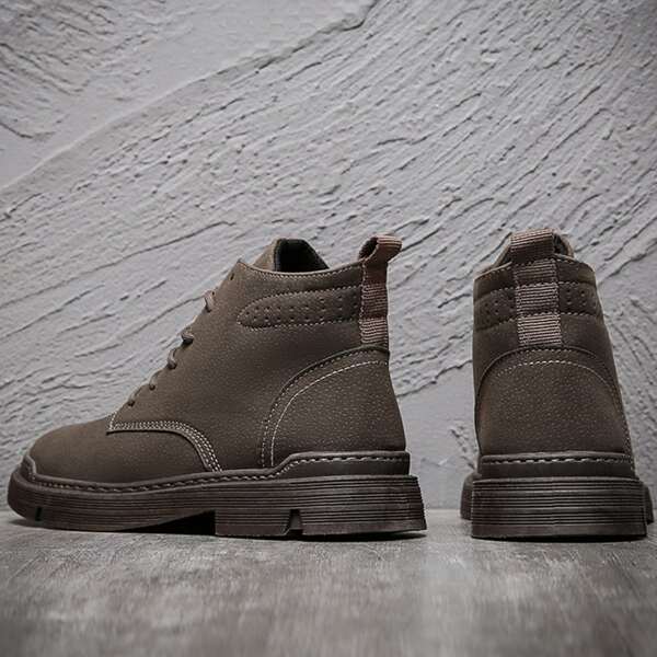 

Men Minimalist Lace-up Combat Boots, Brown
