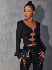 SHEIN Unity 鏤空金屬戒指前收褶短款上衣 - 黑色 - 查看 6