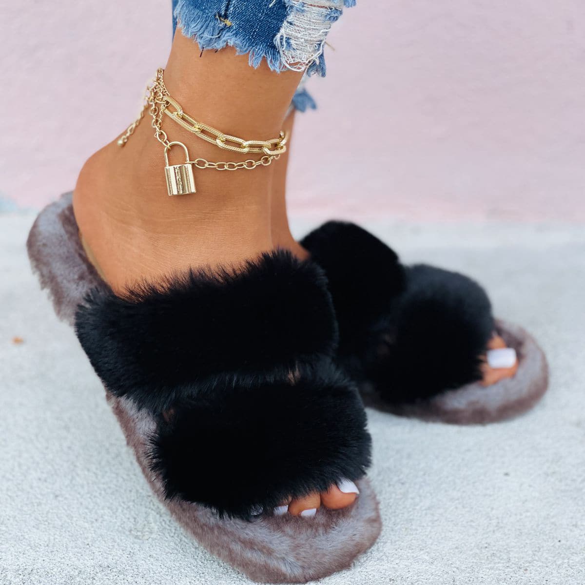 

Fluffy Home Slippers, Black