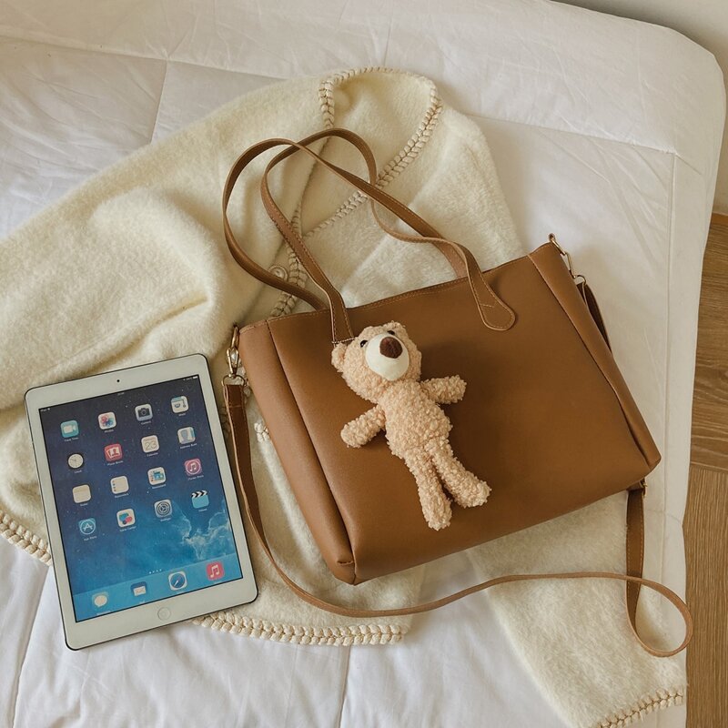 

Minimalist Tote Bag, Khaki