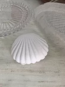 1pc Shell Shaped Jewelry Storage Box, Creative White Plastic Shell Necklace Box For Gift, Gift For Valentine's Day Back To School