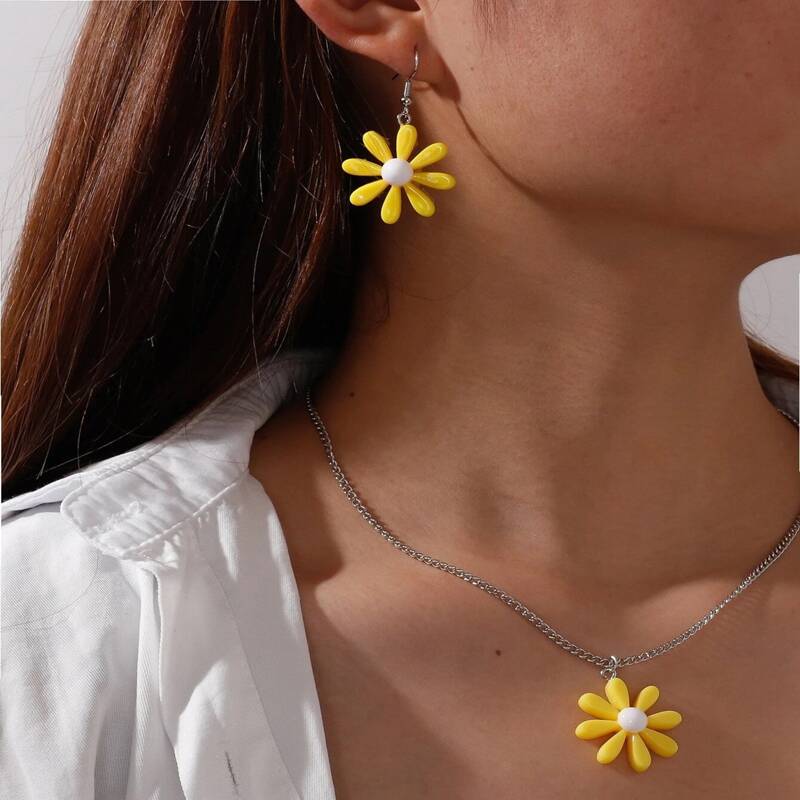 

Floral Decor Necklace & Earrings, Yellow