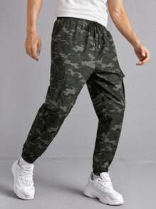 Manfinity Men Camo Print Patch Detail Cargo Trousers - Multicolor - View 6